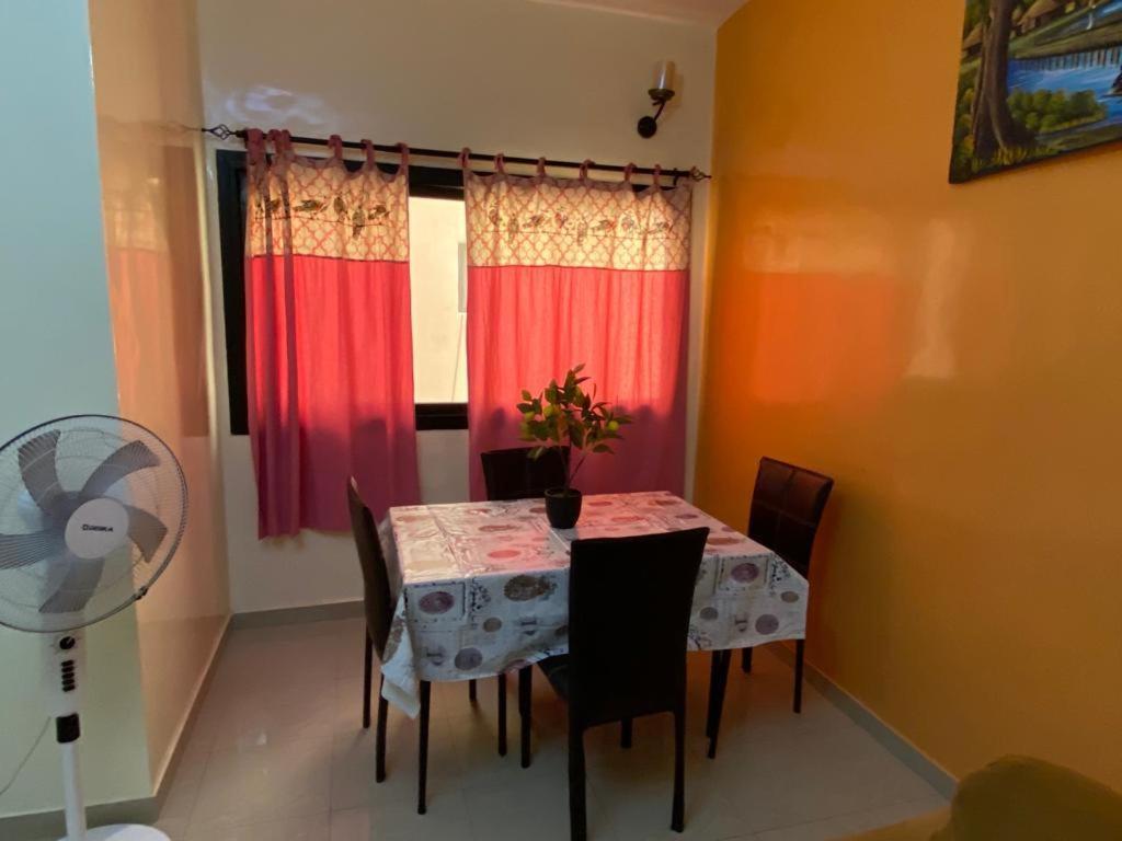 Appartement Spacieux Chez Keur Matou - F2 Dakar Exteriér fotografie